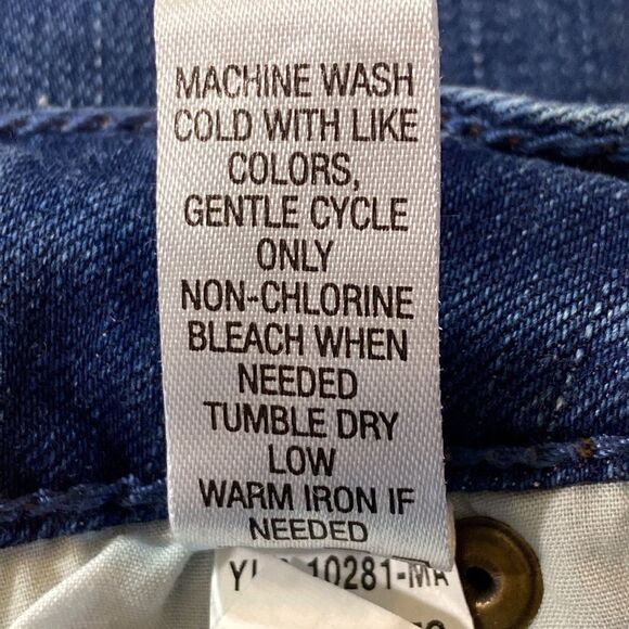 BLUE MOUNTAIN Classic Blue Women's Jeans Plus Size 16 - Picture 8 of 8